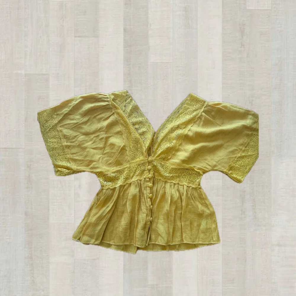 American Flirt Mustard Lace Boho Peplum Blouse Women’s Small Button Front